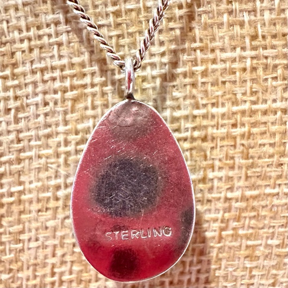 Sterling silver malachite pendant teardrop shape on a Sterling .925 chain - Picture 10 of 14